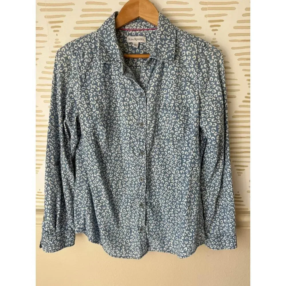 Kim Rogers Women’s Medium Leopard Cheetah Chambray Button Up Shirt